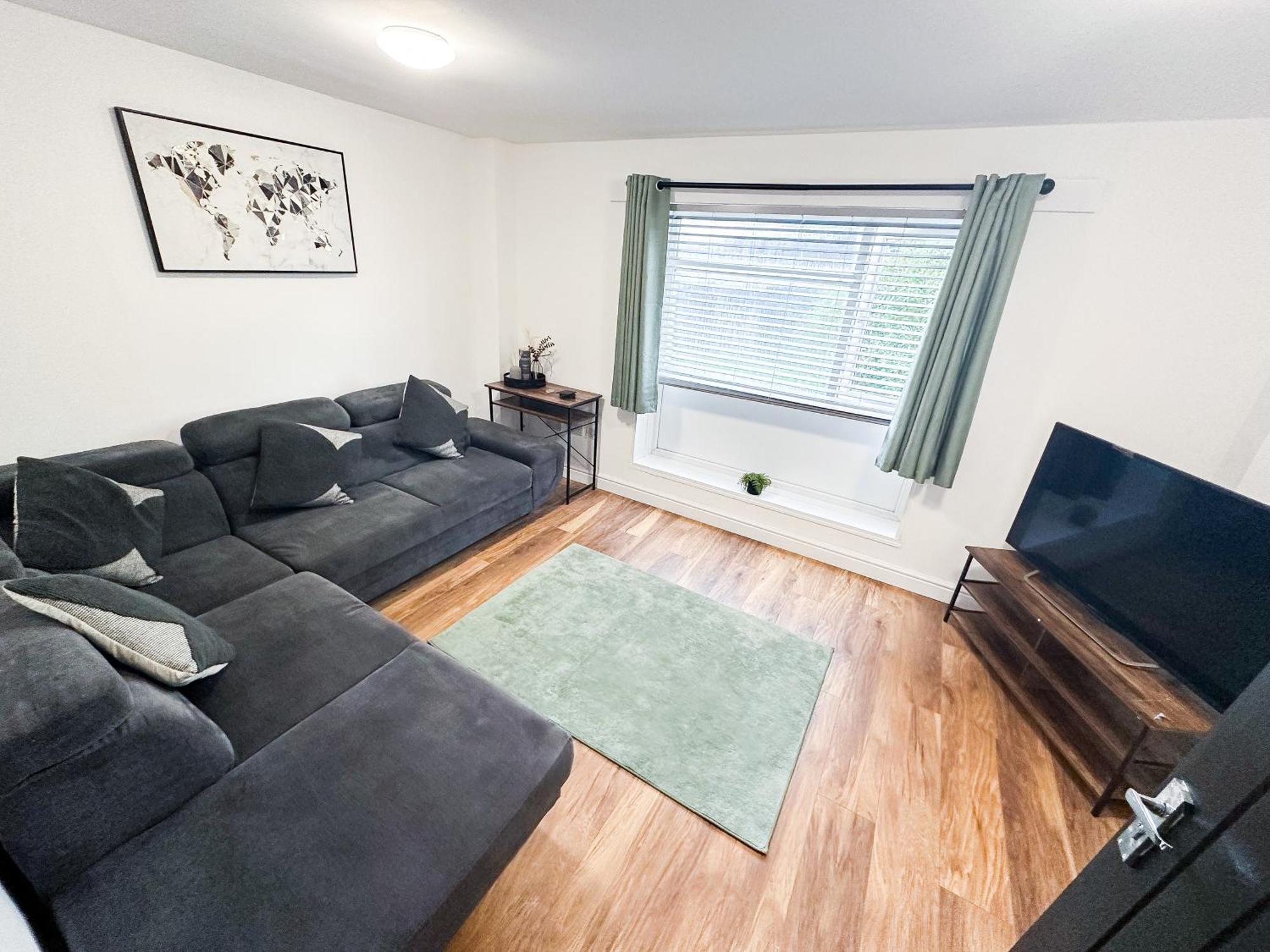 Nec-airport-hs2- 4min Drive To Nec Holiday home Marston Green